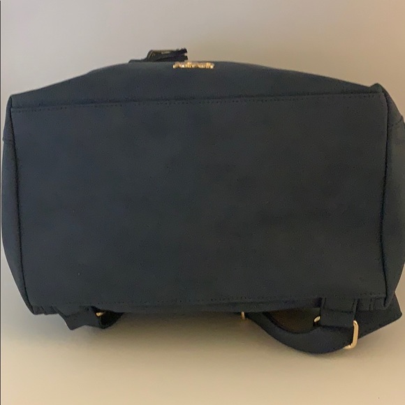 XOXO Backpack - Picture 6 of 9